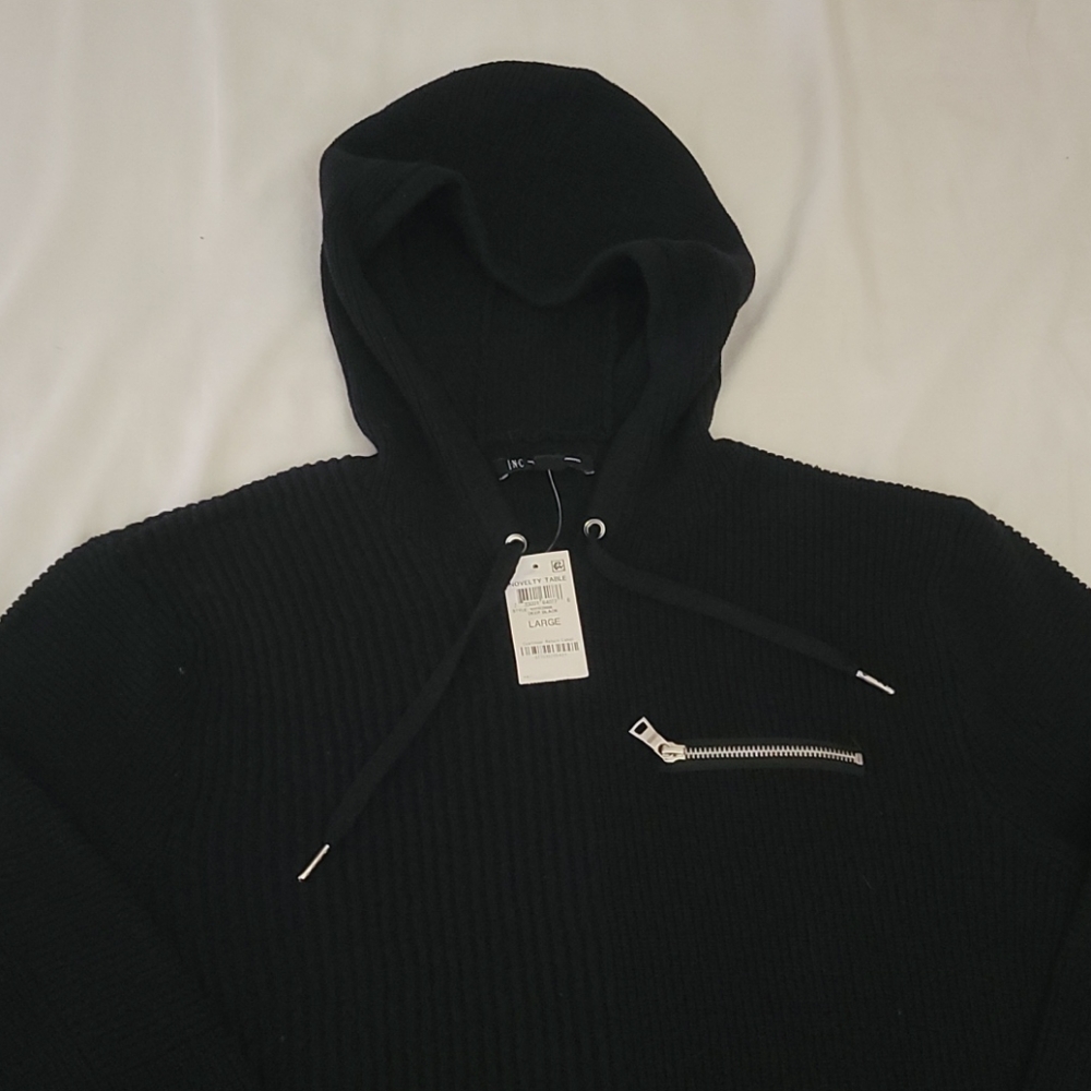 Men's hooded sweater